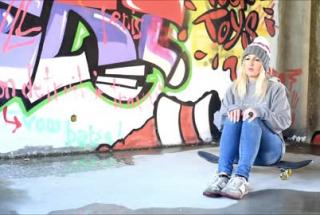 C'est moi une femme fatale et enfant à la fois