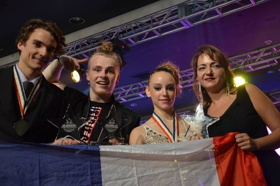 Participez aux sélections officielles et tentez de faire parti de l'équipe qui représentera la France lors du grand casting du World Championship of Performing Arts - Mondial des Arts à Hollywood !