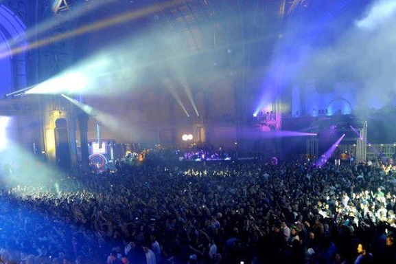7000 clubbers, un plateau de DJs au Grand Palais à Paris? C'est le FG. ELECTRO MUSIC FESTIVAL !