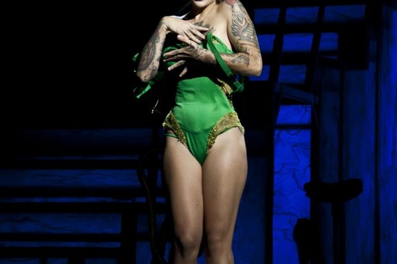 Le spectacle The Hole débarque en France, découvrez ce show cabaret sexy sur Casting.fr