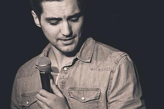 Le Talent Show souffle ses 10 bougies en 2015 avec un Talent Show Humour en partenariat avec Casting.fr