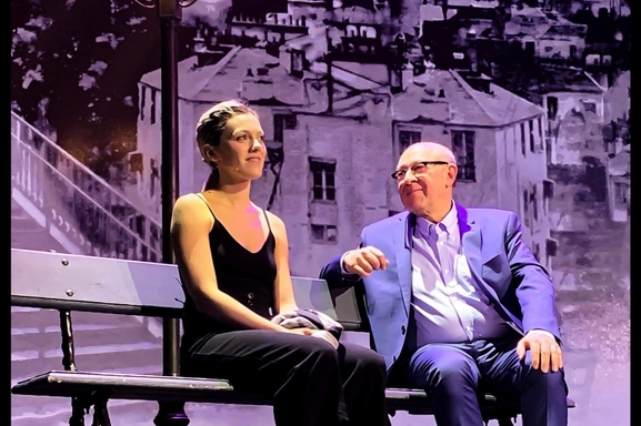 Anaïs Delva, célèbre voix, artiste passionnée incarne Edith Piaf dans “I Love Piaf” de Jacques Pressis au Théâtre de la Tour Eiffel, un bijou à voir