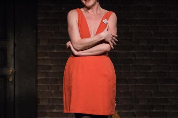 Vous aussi vous avez eu un jour envie de tuer votre mère? Le spectacle de Julie Villers est fait pour vous!