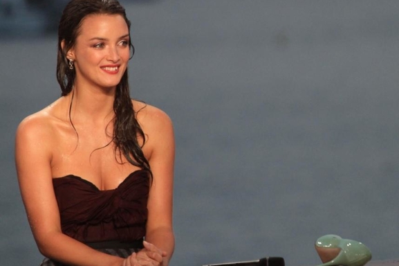 Charlotte Le Bon, son Premier rôle "Hollywoodien" avec le réalisateur Lasse Hallström ! Vous aussi participez au Casting en postulant ICI !