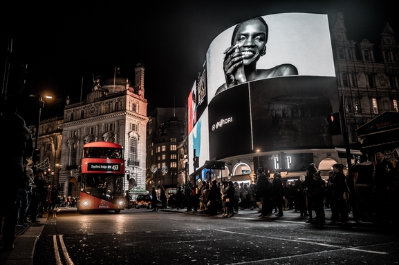 Vous voulez être la prochaine tête d’affiche de la marque Haribo, Nike ou encore Desigual ? Voici comme intégrer une agence de pub et passer des castings!