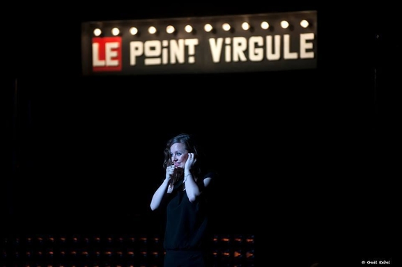 Christine Berrou artiste touche à tout, fait son Stand Up au Point Virgule !