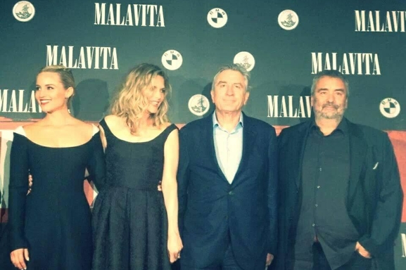 Le nouveau film de Luc Besson "Malavita" avec Robert de Niro, Michelle Pfeiffer, Tommy Lee Jones !