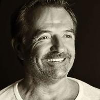 Bruno Berberes le plus célèbre des directeurs de casting est un homme accessible, ses projets? Il nous raconte.