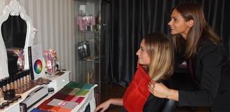 Et si on profitait du confinement pour bénéficier d'un relooking gratuit en ligne offert par Elsa Leroy et casting.fr?