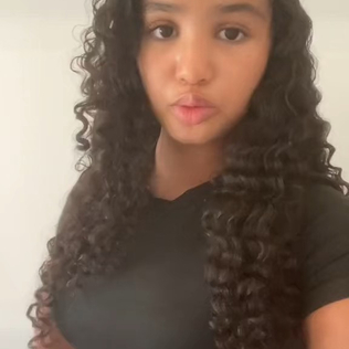 Dinaa0210