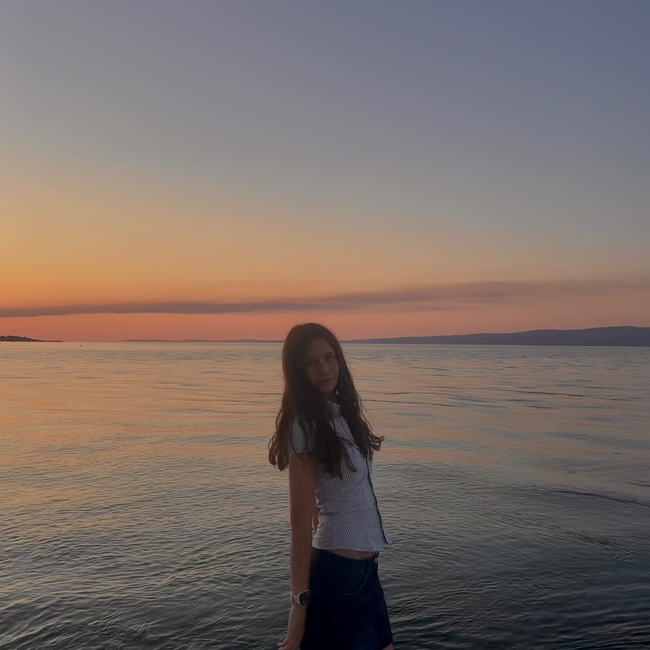 Ailana_nana