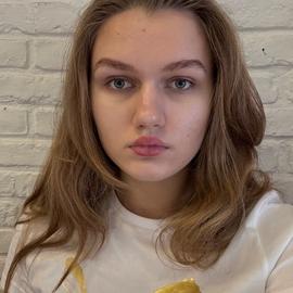 Anastasiia10