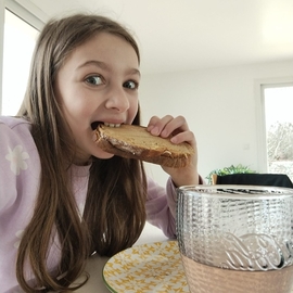 Leonie16120