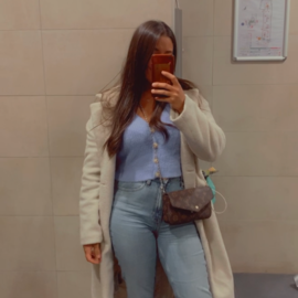 Anissa95