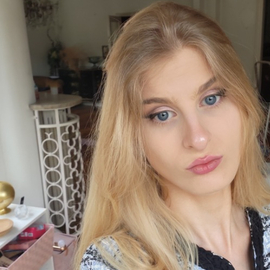Rivka_Esther