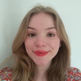 LoaneBjks