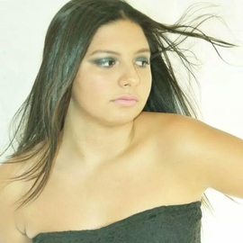 vickycristina