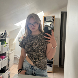 Lenka02