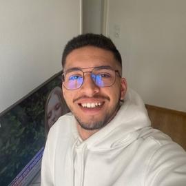 yanis33