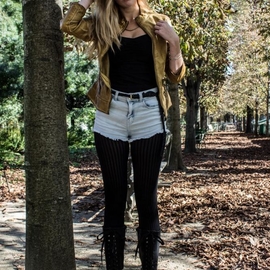 Crystinaa77