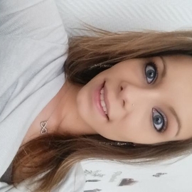 Vanessa44320