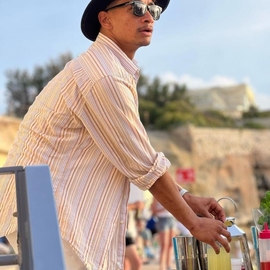 Dylan_Bartender