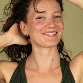 dianepoitau