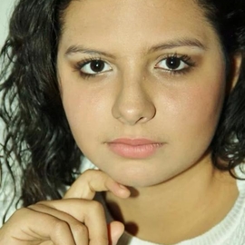 vickycristina
