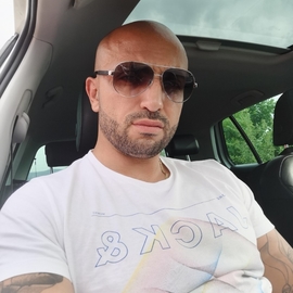 Alex1