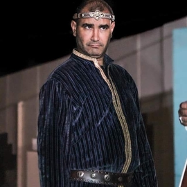 Elyes
