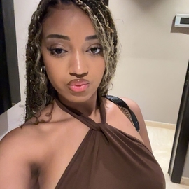 Divana_x