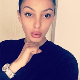 Claudia369