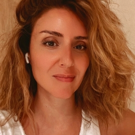 mahnaz