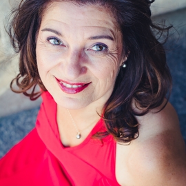 Anne74