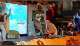 Can't wait to be King, en tant que Rafiki, Le Roi Lion.