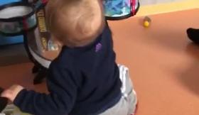 Alenzo joue de la musique !