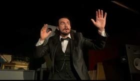 Qui tuer ? - Raymond Devos | Par Amaël Dugain