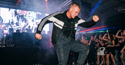 Casting danseur gabber qui danse le hakken entre 20 et 35 ans pour projet avec artiste