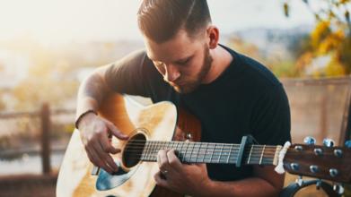 Casting comédien entre 20 et 25 ans sachant jouer de la batterie ou de la guitare pour rôle dans série Arte