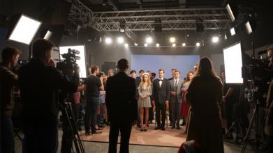 Casting figurant homme et femme de tout âge pour tournage long métrage cinéma avec Sara Giraudeau et Hafsia Herzi