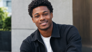 Casting comédien entre 18 et 28 ans pour rôle principal dans tournage publicitaire