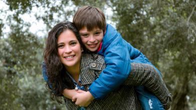 Casting femme entre 30 et 40 ans et son fils entre 7 et 11 ans pour tournage clip musical