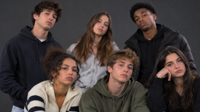 Casting jeune homme et femme entre 16 et 20 ans pour tournage émission Groland diffusée sur Canal+