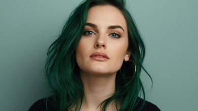 Casting femme aux cheveux verts entre 16 et 18 ans pour tournage film Netflix