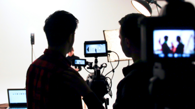 Casting homme et femme entre 18 et 35 ans pour tournage vidéo réseaux sociaux pour la ville de Cergy-Pontoise