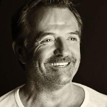 Bruno Berberes le plus célèbre des directeurs de casting est un homme accessible, ses projets? Il nous raconte.