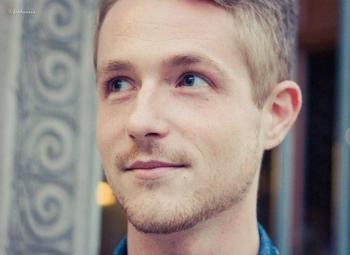 Adrien Arnoux se confie à l'équipe casting.fr