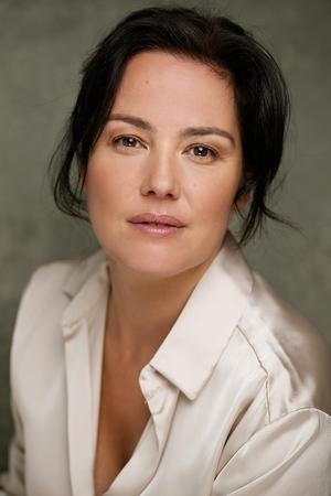 De la scène à l'écriture : Mylène Tombolato, une passionnée d'art et d'émotion qui a su écouter son cœur