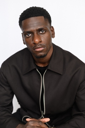 Billy Safu, comédien membre Casting.fr, à l’affiche de la pièce coup de coeur de la rédac' : "Le Bourgeois Gentilhomme" à l’Apollo Théâtre