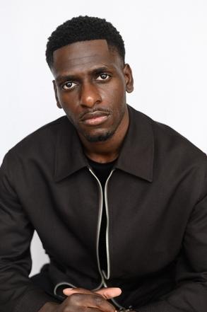 Billy Safu, comédien membre Casting.fr, à l’affiche de la pièce coup de coeur de la rédac' : "Le Bourgeois Gentilhomme" à l’Apollo Théâtre